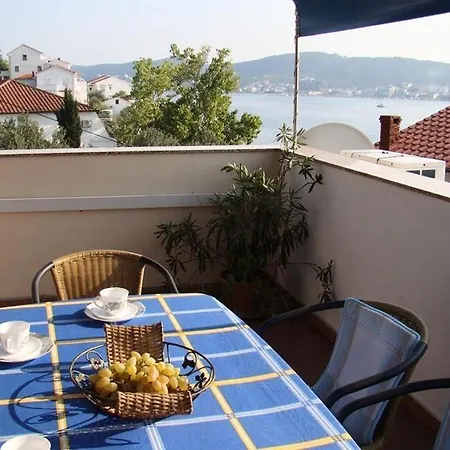 Apartment In With Sea View, Terrace, Air Conditioning, Wifi 4551-3