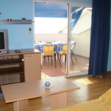 In With Sea View, Terrace, Air Conditioning, Wifi 4551-3 * Supetarska Draga