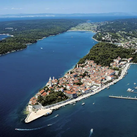 In With Sea View, Terrace, Air Conditioning, Wifi 4551-3 Supetarska Draga