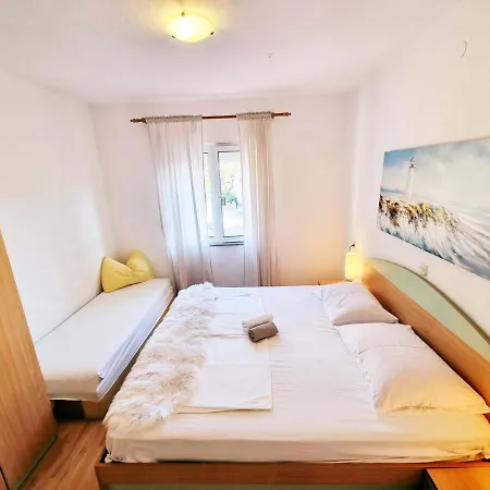 In With Sea View, Terrace, Air Conditioning, Wifi 4551-3 Apartment Supetarska Draga