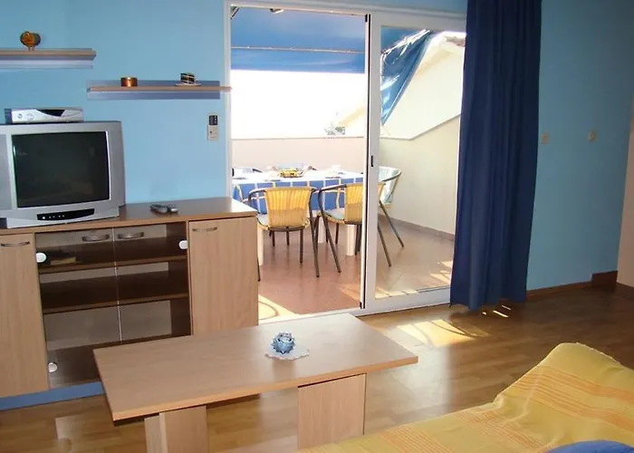 In With Sea View, Terrace, Air Conditioning, Wifi 4551-3 * スペタルスカ・ドラガ