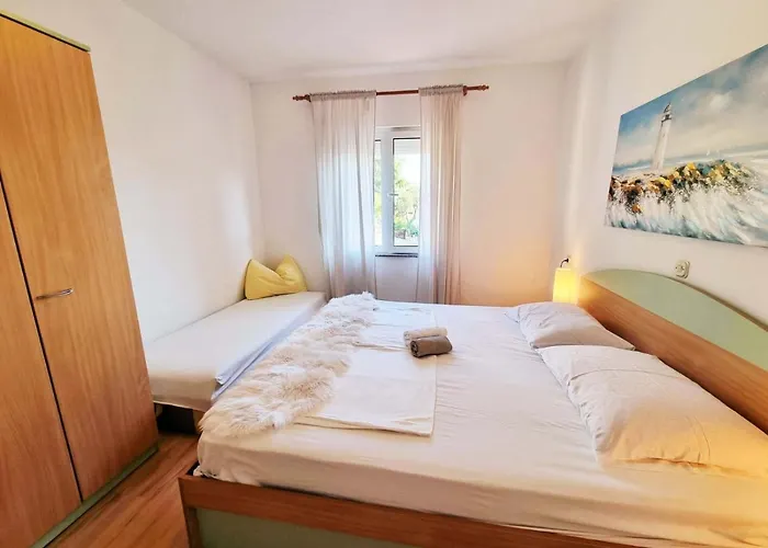 アパート In With Sea View, Terrace, Air Conditioning, Wifi 4551-3 スペタルスカ・ドラガ